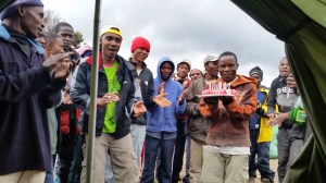 Guides and porters Helping Celebrate