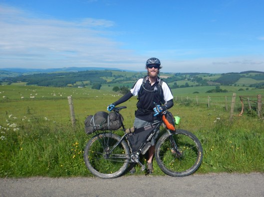 I like to pose with my girlfriend